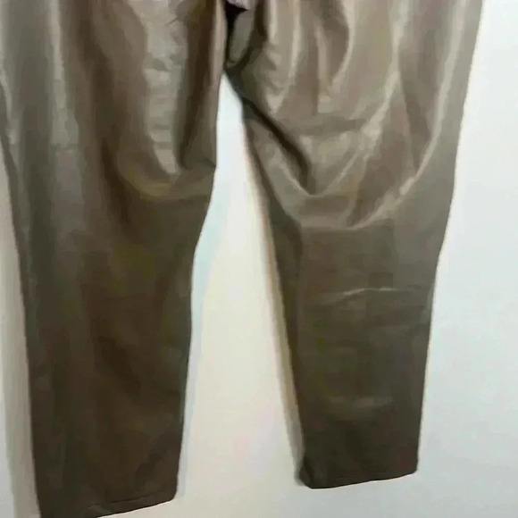 ABERCROMBIE 90s straight ultra high rise vegan leather Size 35 - Picture 15 of 16